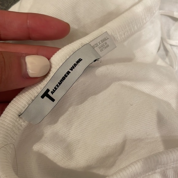 Halter top - Picture 3 of 3